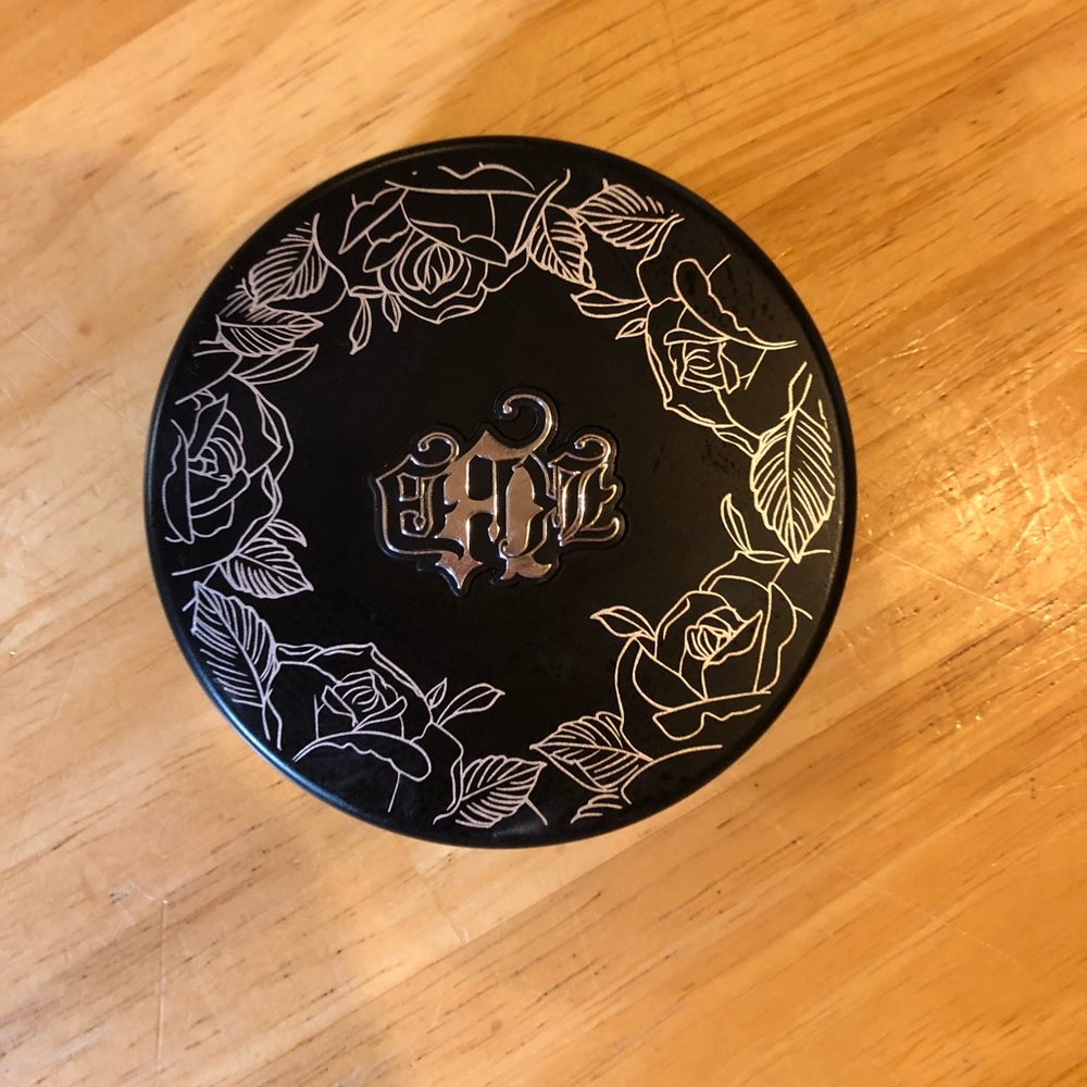 Kat Von D face powder